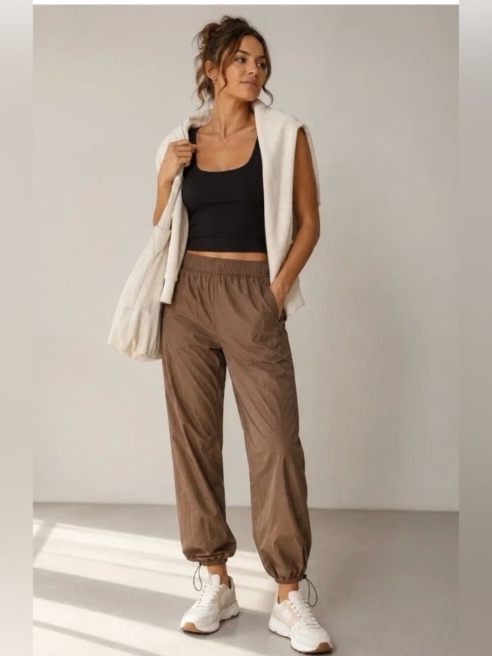 Athleta Rise Pant size L Brown